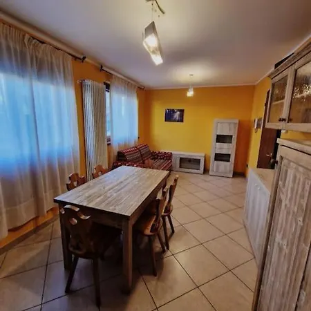 Apartamento A *